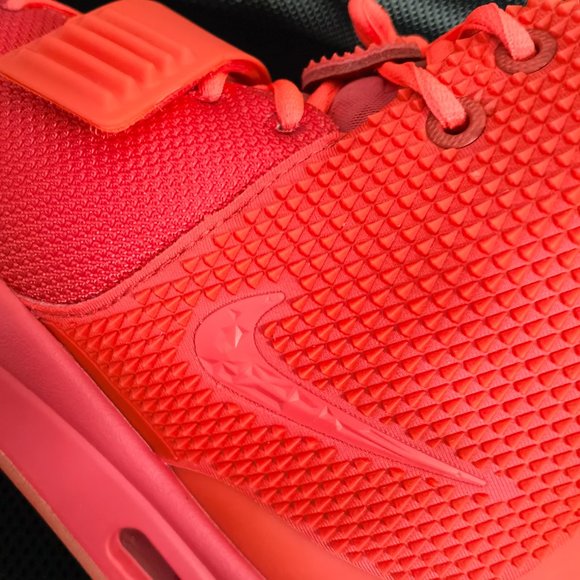 Nike AIR YEEZY 2 SP Knaye west 508214-660 main image 4